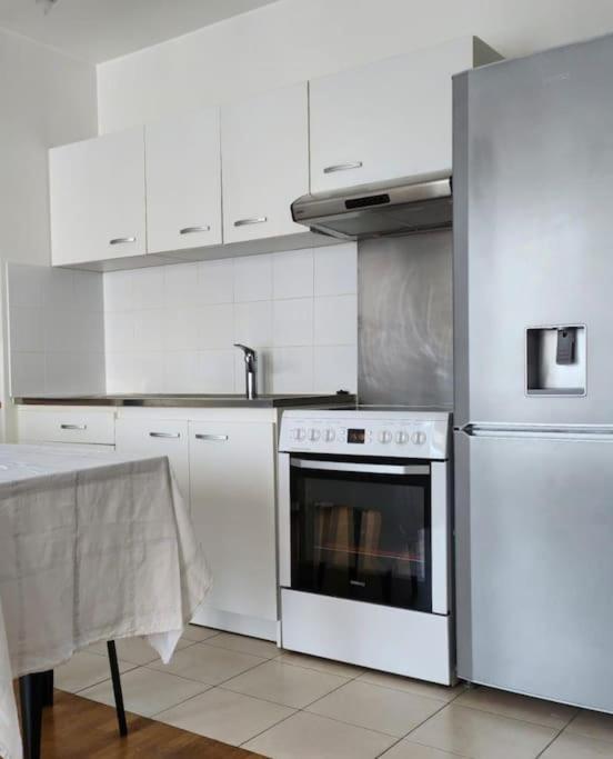 Appartement 2 Pieces 5Min Gare Val D'Europe Parking Inclus Montévrain Exterior foto